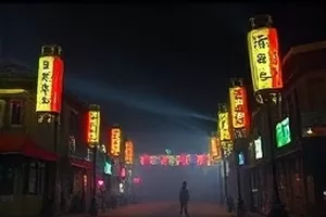《雨季放映厅》横版封面，老放映机与雨幕窗景